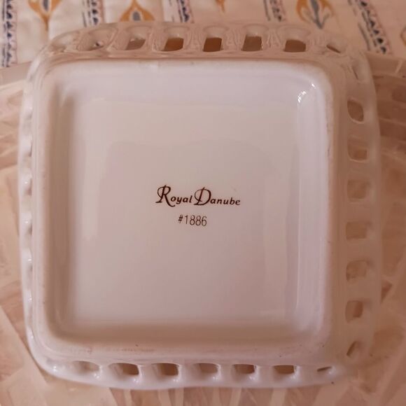 Vintage Trinkets Holder by Royal Danube - Picture 6 of 10